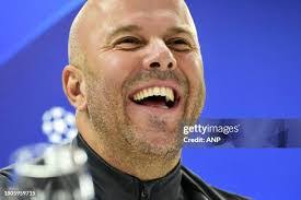 Sammy Morgan's Instagram, Twitter & Facebook