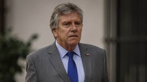 Un servicio muy completo y profesionalidad. karen hall Presidente Pinera Nombro A Alberto Espina Como Abogado Consejero Del Consejo De Defensa Del Estado