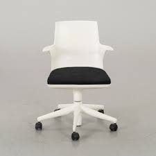 Skip to the end of the images gallery. Lot Art Stol Spoon Chair Design Antonio Citterio Kartell 1990 2000 Tal