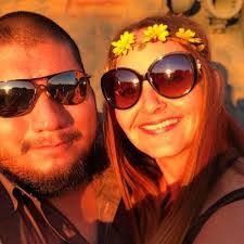 Gordon Cruz's Instagram, Twitter & Facebook