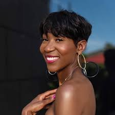 Guarda i tuoi momenti preferiti di SHERRI tutto in un unico posto! Stagione  2 Wrap-Up youtu. essere/v_J3RDdxauc im.angelabassett