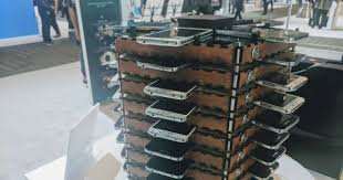 Popular apps to mine cryptocurrency on a smartphone. Samsung S Mining Rig Lets You Collect Cryptocurrency Using 40 Old Galaxy Smartphones Bitcoin Mining Rigs Bitcoin Mining Bitcoin Miner