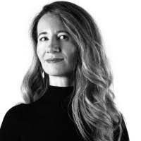 Corina Abbott's Instagram, Twitter & Facebook