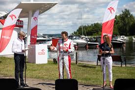 Czuje strach, ale on go jeszcze bardziej mobilizuje. Testy Wodnej Formuly 1 Na Zalewie Zegrzynskim Powrot Roberta Kubicy Do F1