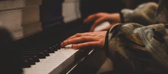 Juegos Para Piano Como Tocar El Piano De Oido Guia Rapida Flowkey