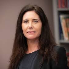 Save the date! Den 13 juni disputerar Meryem Saadi, doktorand I  konstvetenskap, på en avhandling om tre konstnärskollektiv i Sverige.  Avhandlingen har titeln ”Mobilising Vulnerability. Practices, Methods, and  Tactics of Rural Artist-Run