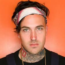 Yelawolf is currently single as per the sources, but he was once married to sonora rosario and had three children with her. Yelawolf News Pictures Videos And More Mediamass
