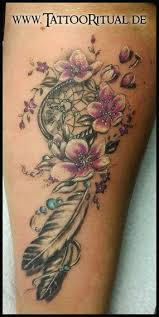 Tattoo Traumfanger Kirschbluten Feder Tattooritual Lubeck Traumfanger Tattoo Traumfanger Tattoos Tattoos Kirschbluten
