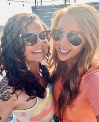 Eddie Hoaglund and Monica Lamb's Wedding Website