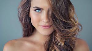 When it comes to split colors, you have many options. How To Get Dark Brown Hair With Blonde Highlights L Oreal Paris