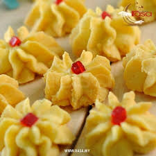 Majalah Rasa On Instagram Biskut Legend Turun Temurun Wajib Ade Tuk Raye Resipi Biskut Samprit Bahan Bahan 185gm Gula 37 Di 2020 Makanan Resep Makanan Gula