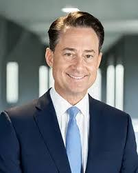 Paul Engelbert's Instagram, Twitter & Facebook