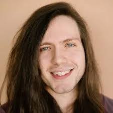 Steven Hardesty's Instagram, Twitter & Facebook