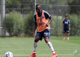 Mame thiam, sezon başında bedelsiz bir şekilde kasımpaşa'dan fenerbahçe'ye transfer olmuştu. Fenerbahce Idmanina Mame Thiam Damgasi Tum Dikkatleri Uzerine Cekti Sayfa 1 Fenerbahce 29 Aralik 2020 Sali
