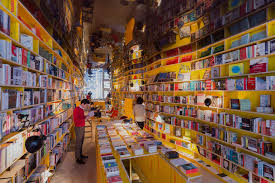 Untuk anak kesayangan anda, mari simak ide kreatif ruang baca yang lucu dan menggemaskan berikut ini! The Bookshops Terbaik Di London