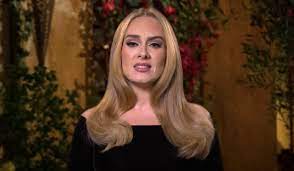 Adele Jokes She S Signed Up For Love Island As She Pokes Fun At Her Divorce In Saturday Night Live Sketch Saturday Night Live Adele Love Island