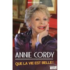 Roulant trop vite, il percute une bétaillère qui a calé au milieu d'une intersection. Que La Vie Est Belle Broche Eddy Przybylski Annie Cordy Achat Livre Fnac