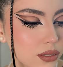 Silvia Loera (silvialoera701)