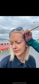 JUST WONDERING WHOS GOID TO DO MAKE UP IN DUNGARVAN FOR A SPECIAL OCAISION