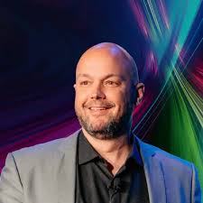 The Intersection of AI, Creativity, and Purpose with Dan Cumberland >  Avenue9