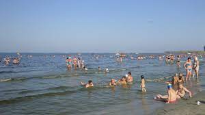 Termometrele vor indica maximul 30 de grade, in timp ce temperatura apei marii va fi cuprinsa intre. Ce TemperaturÄƒ Are Apa MÄƒrii Negre In SÄƒptÄƒmana 27 Iulie 2 August CondiÈ›ii In Mamaia Eforie È™i CostineÈ™ti Impact