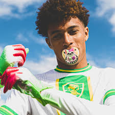 Binky Iridescent Football Mouthguard