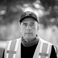 Glenn Trowbridge's Instagram, Twitter & Facebook