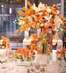 Pin Ot Polzovatelya Elaine Telford Na Doske Orange Wedding Flowers Osennyaya Svadba Svadba Floristika