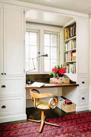 But i didn't want to have just a door on milk crates, i wanted it to look like a desk, like it was meant to be there. 53 Built In Bookshelves Ideas For Your Home Digsdigs