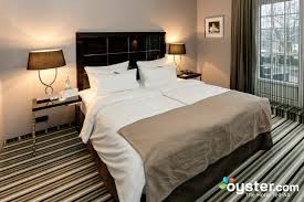A bar and entertainment activities are featured at holiday inn express hamburg city centre. Holiday Inn Express Hamburg City Centre Review What To Really Expect If You Stay
