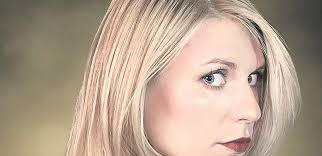 Claire Danes: La actriz que le dijo que no a "La lista de Schindler" y  "Titanic" este año brilla en dos series