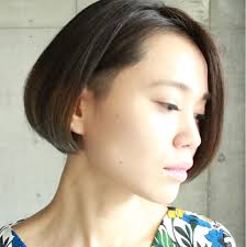 刈り上げボブでおしゃれマニッシュ女子に クールな個性を発揮しよ hair 刈り上げボブ ヘアスタイリング ショートのヘアスタイル