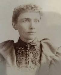 Mary Kiniry's Instagram, Twitter & Facebook