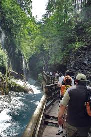 In july 2016, bavarian minister president horst seehofer announced his intention to create a third national park in the state, after bavarian forest national park and berchtesgaden national park. Nationalpark Berchtesgaden In Deutschland Bayern Alpen Guide De