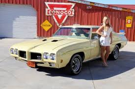Groups like the byrds, the seeds, the standells, love and the doors played there. 1970 Pontaic Gto Judge 400 And Girl Girls And Cars Cars Background Wallpapers On Desktop Nexus Image 2296958