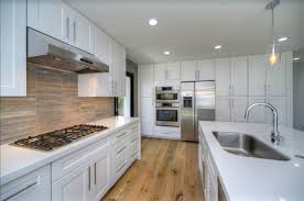 The full overlay design comes in 🍒, maple, oak, and paint varieties. Contemporary Kitchens Cabinetry 2021 Design Guide