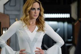 Caity Lotz Net Worth Biography Wiki Marriage Relationship Boyfriend Knownetworth Dc Legends Of Tomorrow White Canary Legend