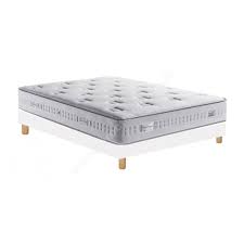 Tandis qu'un matelas queen size (matelas 160x200 cm), un matelas king size (matelas 180 x 200 cm) ou un matelas en 200x200 cm apporteront plus de confort. Pack 160x200 Matelas Simmons Sensoft Dos Sensible Sommier D M Solux Tapissier Lattes Pieds De Lit Cylindriques