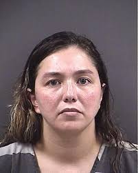 Cassandra Elson's Instagram, Twitter & Facebook