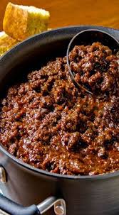 Manche behaupten sogar, chili con carne schmeckt, wie gulasch, erst nach ein oder zwei tagen so richtig gut. Classic Chili Con Carne Without Beans Con Carne Recipe Chilli Recipes Recipes