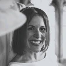 Anna Halgas's Instagram, Twitter & Facebook