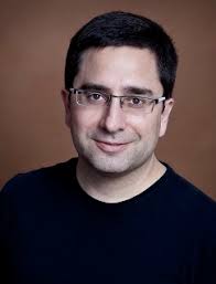 Hèctor parra étudie au conservatoire supérieur de barcelone et obtient les prix d'honneur en piano, harmonie et composition. Parra Hector Durand Salabert Eschig