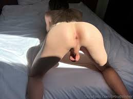 ProudSinner (ProudSinner)  голые девки, члены, голые девки с членами,  дрочево, гуро, извратское порно и прочая половая ёбля - смотреть бесплатно!