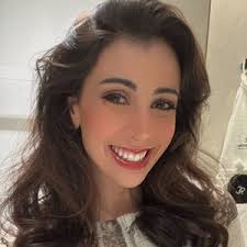 Brielle Bryan (@s0l0traveler)