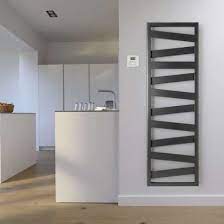 Un radiateur sèche serviette électrique peut supporter une, deux, trois serviettes, voire plus en fonction de sa taille. Kazeane Tkz Gf Radiateur Seche Serviettes Electrique Acova