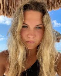 Cassie Reese (@cassie.reese) • Instagram photos and videos