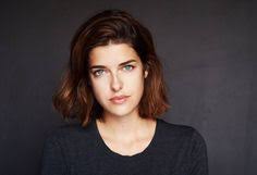 Die zeigefreudigkeit ihrer entdeckerin geht ihr. 13 Marie Nasemann Ideas Stunning Brunette Actresses With Black Hair Open Shoulder Tops