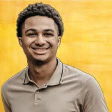 Zachary Carr's Instagram, Twitter & Facebook