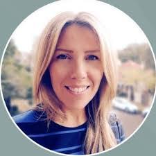 Melanie Halpin's Instagram, Twitter & Facebook