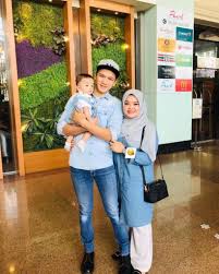 Mentor milenia, sebuah rancangan realiti hiburan terbaharu, yang menampilkan mentor tomok, akim, hazama dan black serta. Nak Bawa Ibu Bapa Isteri Ibu Mentua Tunai Umrah Dulu Jual Nasi Lemak Apex Juara Mentor 2019 Tekad Ubah Nasib Keluarga Keluarga